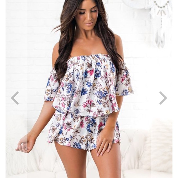 Floral romper - Picture 2 of 2